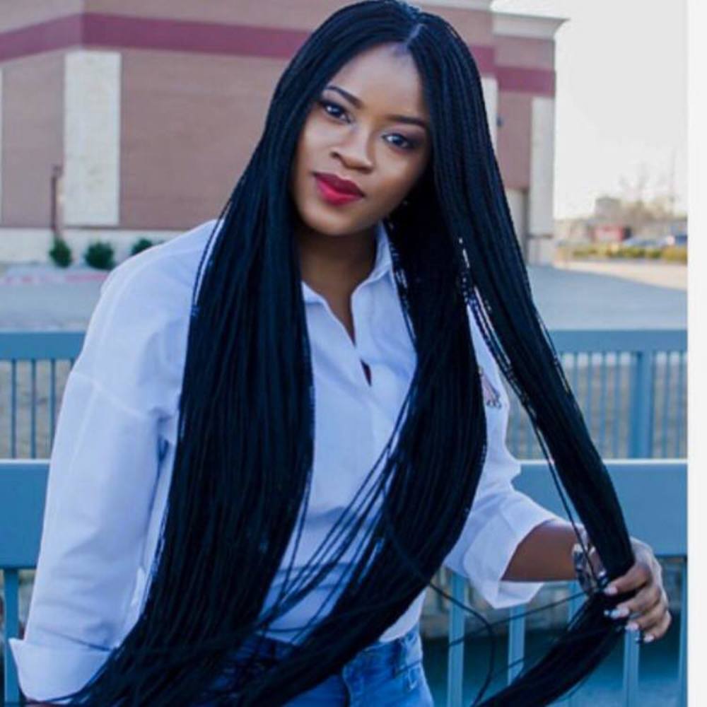 Meet your Posher, Nia